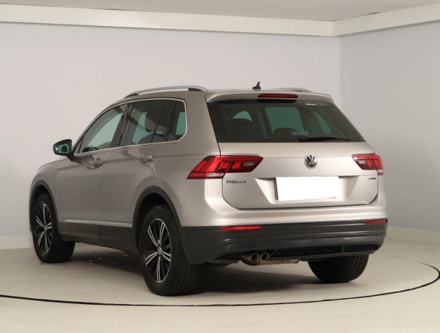 Volkswagen Tiguan  2.0 TDI 