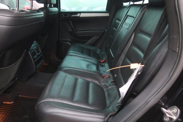Volkswagen Touareg  3.0 TDI 