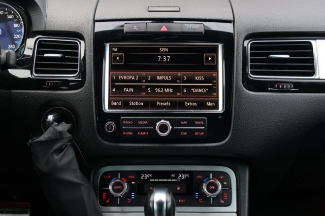 Volkswagen Touareg  3.0 TDI 