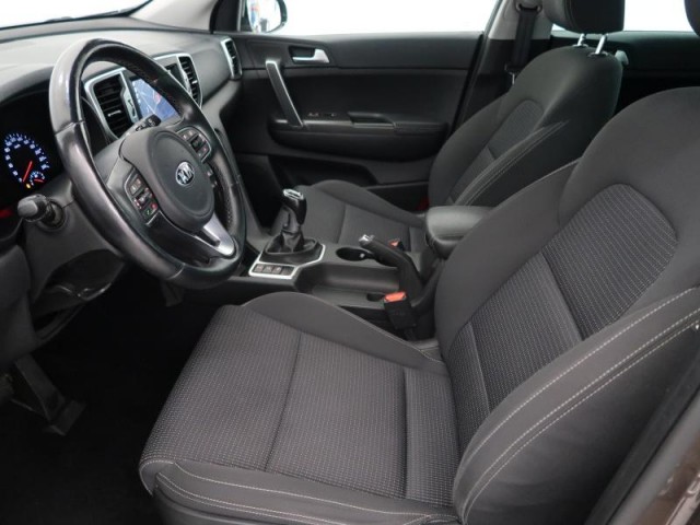 Kia Sportage  2.0 CRDi 