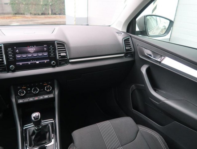 Škoda Karoq  1.0 TSI Ambition Plus
