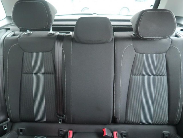 Škoda Karoq  1.0 TSI Ambition Plus