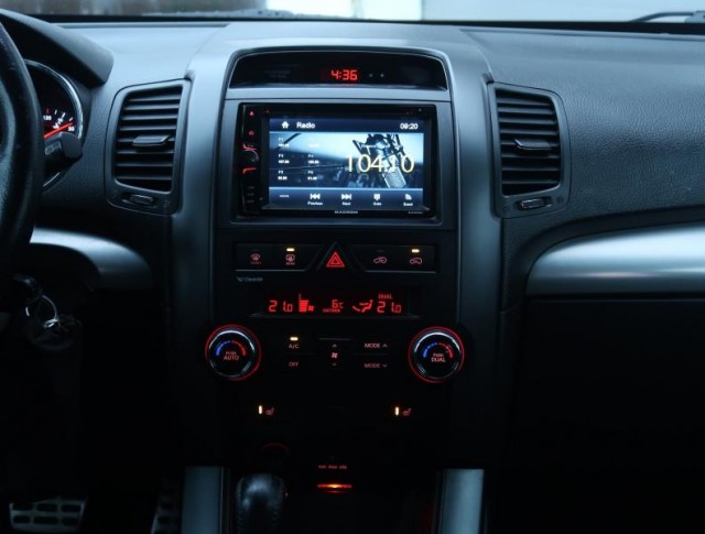 Kia Sorento  2.2 CRDi 