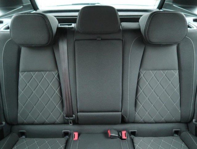 Škoda Karoq  2.0 TDI Sportline