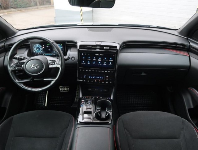 Hyundai Tucson  1.6 T-GDI 48V MHEV N-Line