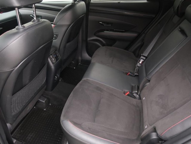 Hyundai Tucson  1.6 T-GDI 48V MHEV N-Line