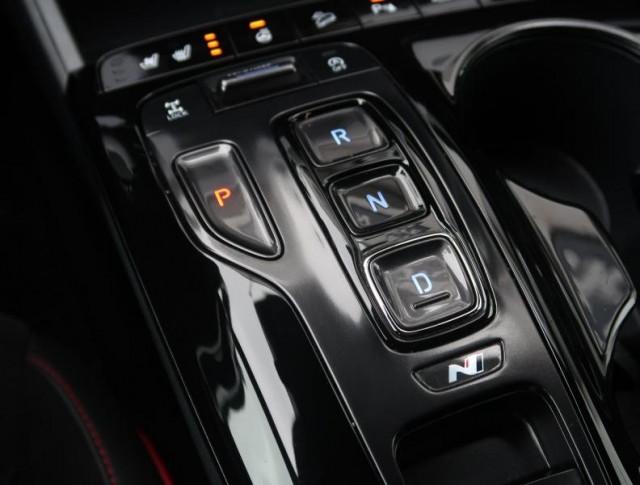 Hyundai Tucson  1.6 T-GDI 48V MHEV N-Line