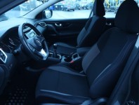 Nissan Qashqai  1.2 DIG-T 