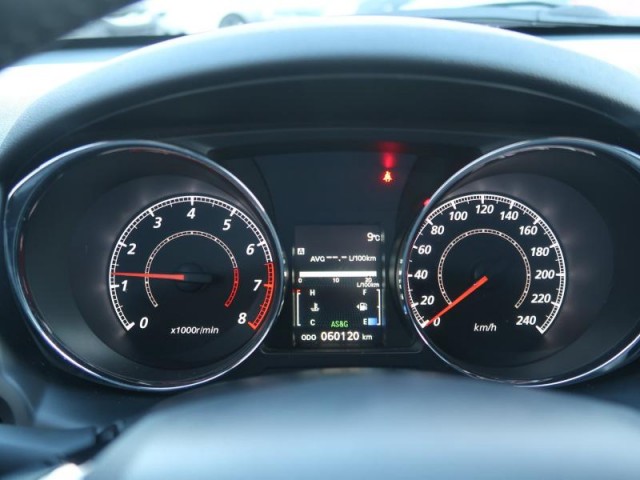 Mitsubishi ASX  1.6 MIVEC 