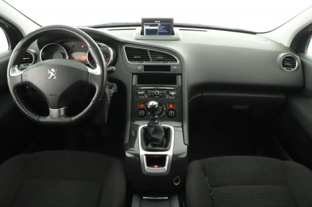 Peugeot 5008  1.6 HDi 