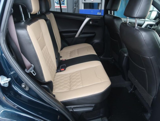 Toyota RAV 4  2.5 Hybrid Selection