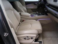 Audi Q7  3.0 TDI 