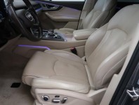 Audi Q7  3.0 TDI 