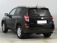 Toyota RAV 4  2.0 VVT-i 