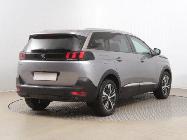 Peugeot 5008  PureTech 130 Allure