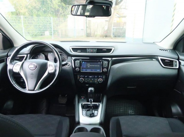Nissan Qashqai  1.2 DIG-T 