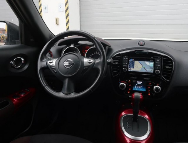 Nissan Juke  1.6 i 