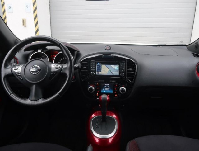 Nissan Juke  1.6 i 