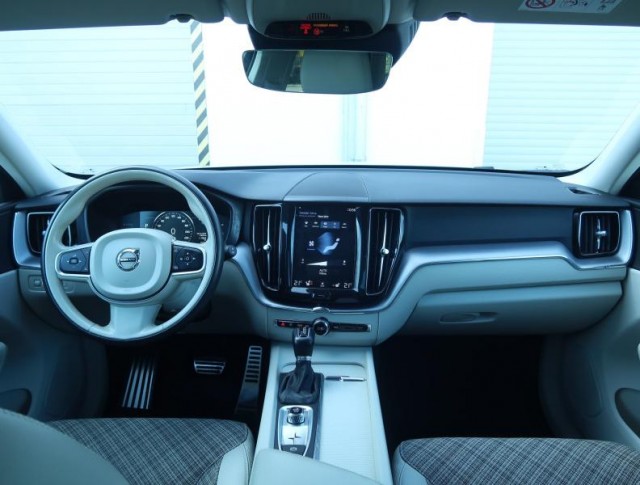 Volvo XC60  D4 