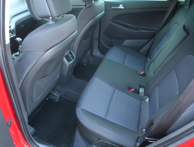 Hyundai Tucson  1.7 CRDi 