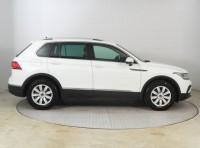 Volkswagen Tiguan  1.5 TSI 
