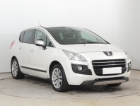 Peugeot 3008  Hybrid4 