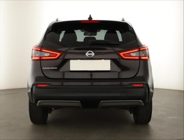 Nissan Qashqai  1.2 DIG-T 