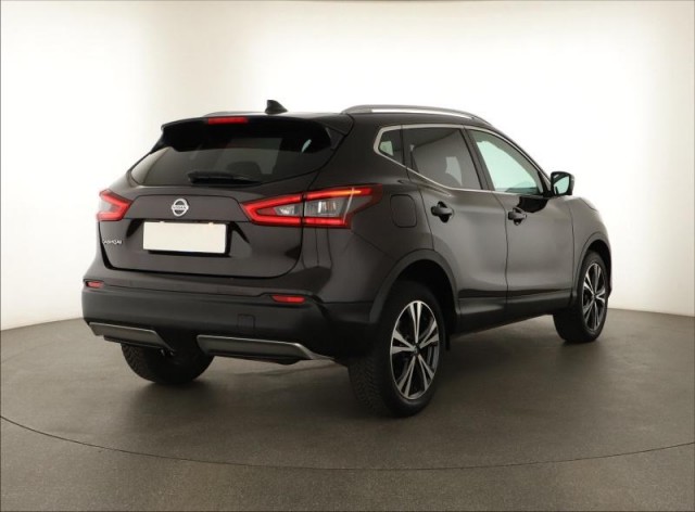 Nissan Qashqai  1.2 DIG-T 