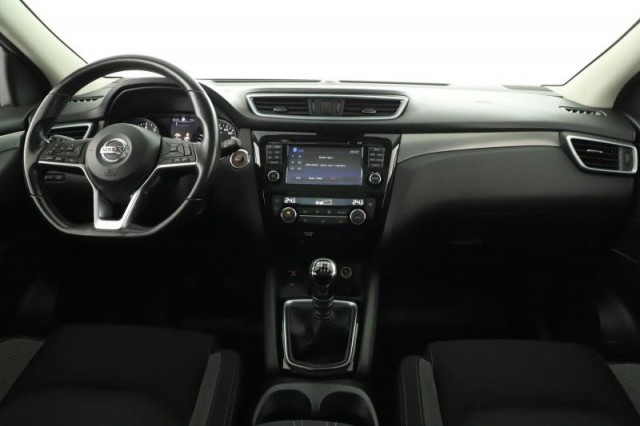 Nissan Qashqai  1.2 DIG-T 