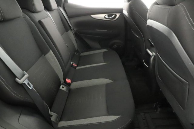 Nissan Qashqai  1.2 DIG-T 