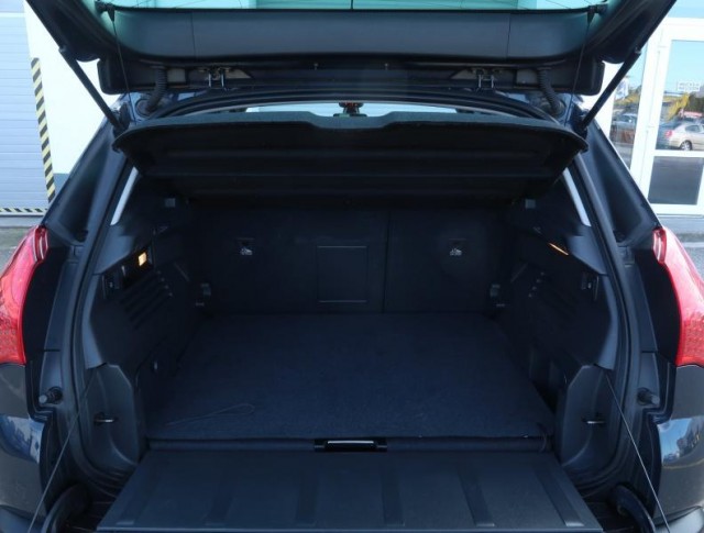 Peugeot 3008  1.6 VTi 