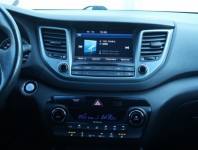 Hyundai Tucson  2.0 CRDi 