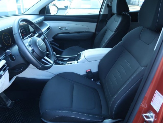 Hyundai Tucson  1.6 T-GDI 48V MHEV Style