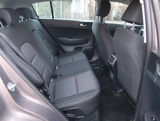 Kia Sportage  1.6 GDI 