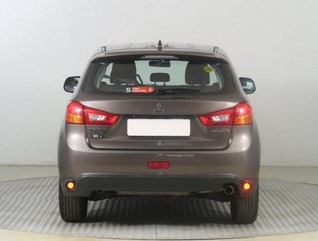 Mitsubishi ASX  1.6 MIVEC 