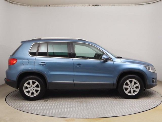 Volkswagen Tiguan  2.0 TDI 
