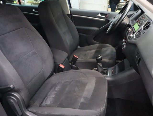 Volkswagen Tiguan  2.0 TDI 