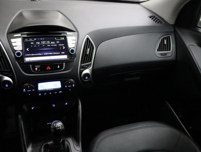 Hyundai ix35  2.0 CRDi 