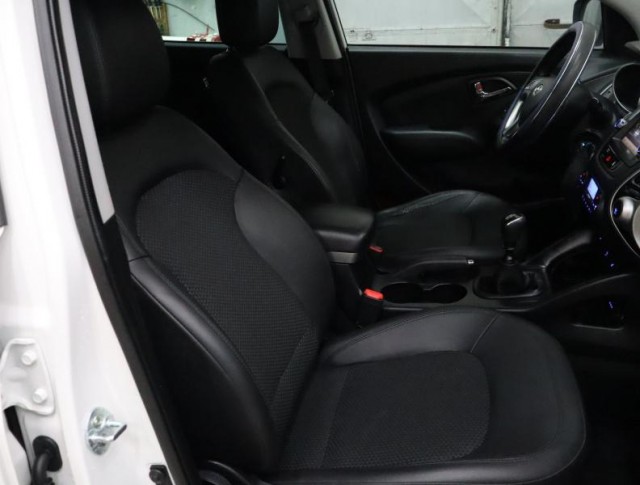 Hyundai ix35  2.0 CRDi 