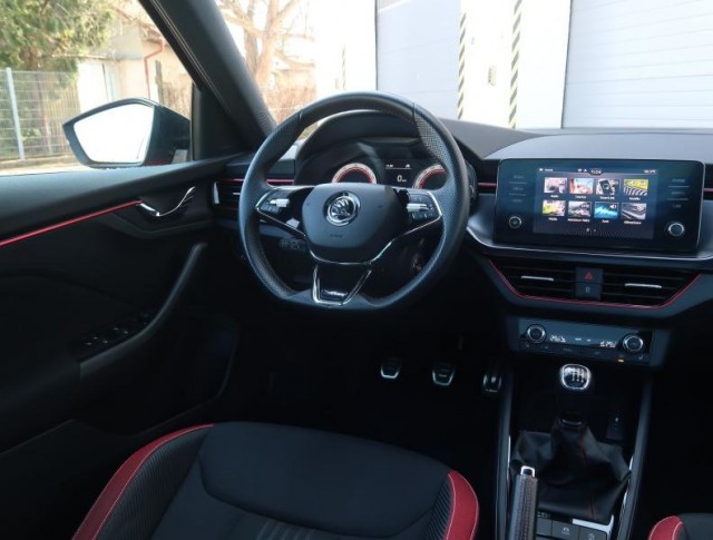 Škoda Kamiq  1.0 TSI Monte Carlo