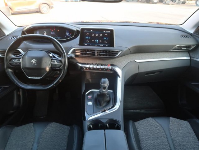 Peugeot 3008  2.0 BlueHDi 