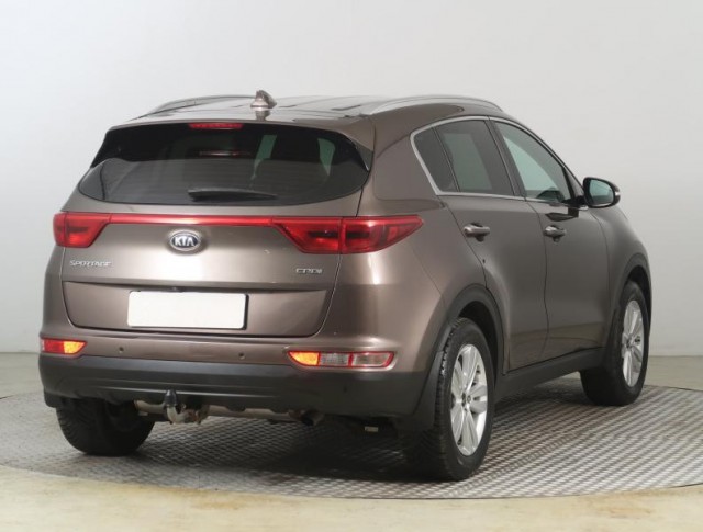 Kia Sportage  2.0 CRDi 