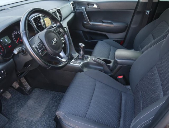 Kia Sportage  2.0 CRDi 