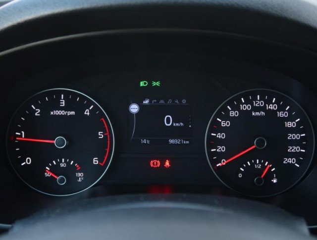 Kia Sportage  2.0 CRDi 