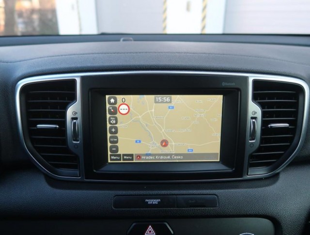 Kia Sportage  2.0 CRDi 