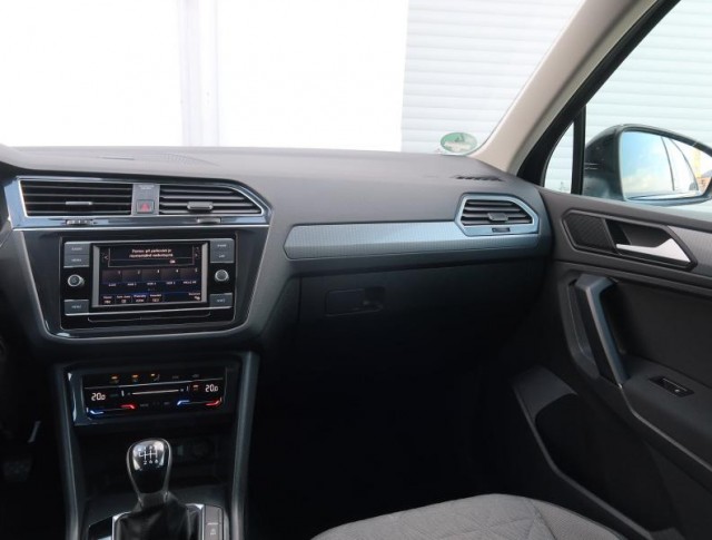 Volkswagen Tiguan  1.5 TSI 