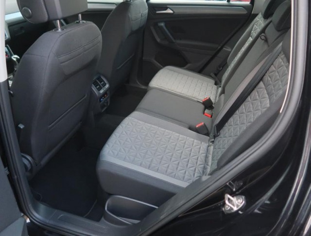 Volkswagen Tiguan  1.5 TSI 