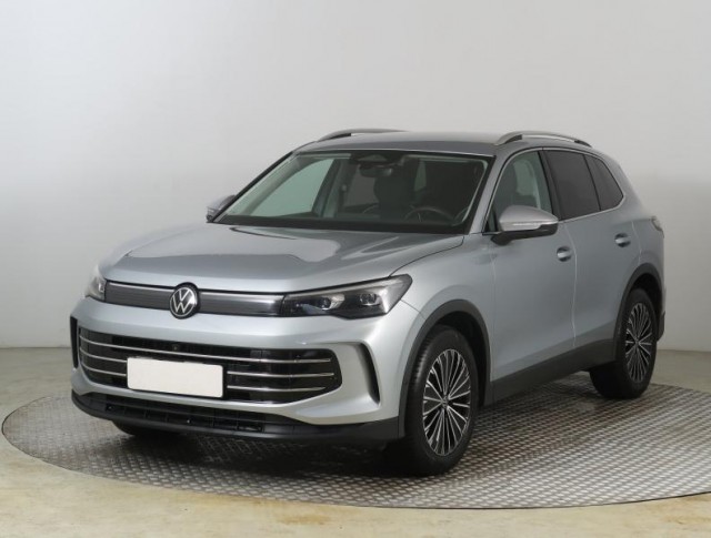 Volkswagen Tiguan  1.5 eTSI Elegance