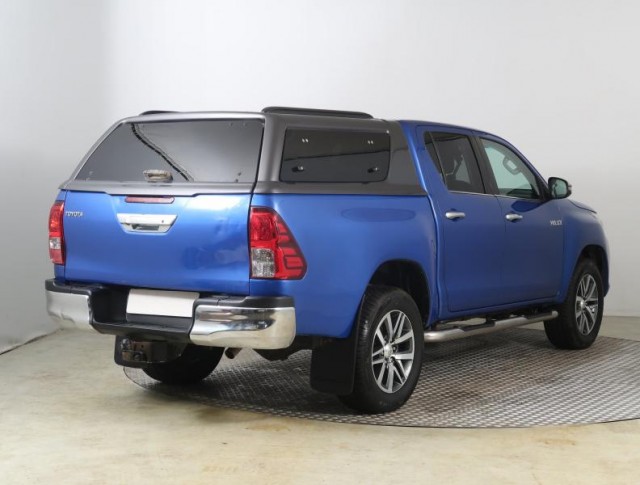 Toyota Hilux  2.4 D-4D 