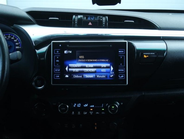 Toyota Hilux  2.4 D-4D 